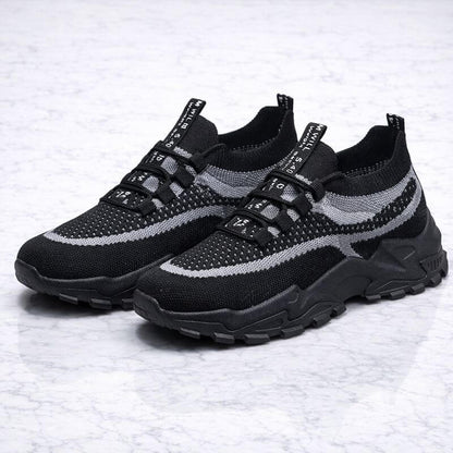 CloudWeave – Lätta Slip-On Sneakers för Dam med Andningsbar Flyknit, Snörning och Låg Klack
